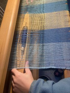 Atelier tissage pour enfant à ADN Laine à Pressy Sous Dondin (71220) en Bourgogne du Sud