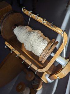 Stage de filage au rouet @adn_laine 71220 Pressy-sous-Dondin en Bourgogne du Sud 