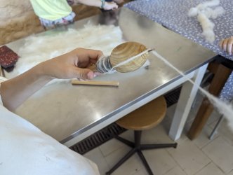 atelier laine enfant à ADN Laine 71220 Pressy Sous Dondin en Bourgogne du Sud