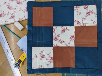 Patron 9 square, Patchwork et matelassage, stage à ADN Laine 71220 Pressy-sous-Dondin en sud Bourgogne 