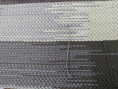 cours de tissage à ADN Laine, en Bourgogne du Sud