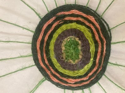 Atelier tissage pour enfant à ADN Laine à Pressy Sous Dondin (71220) en Bourgogne du Sud